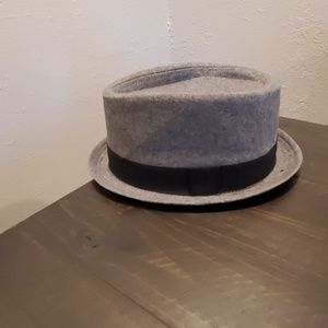 Fedora